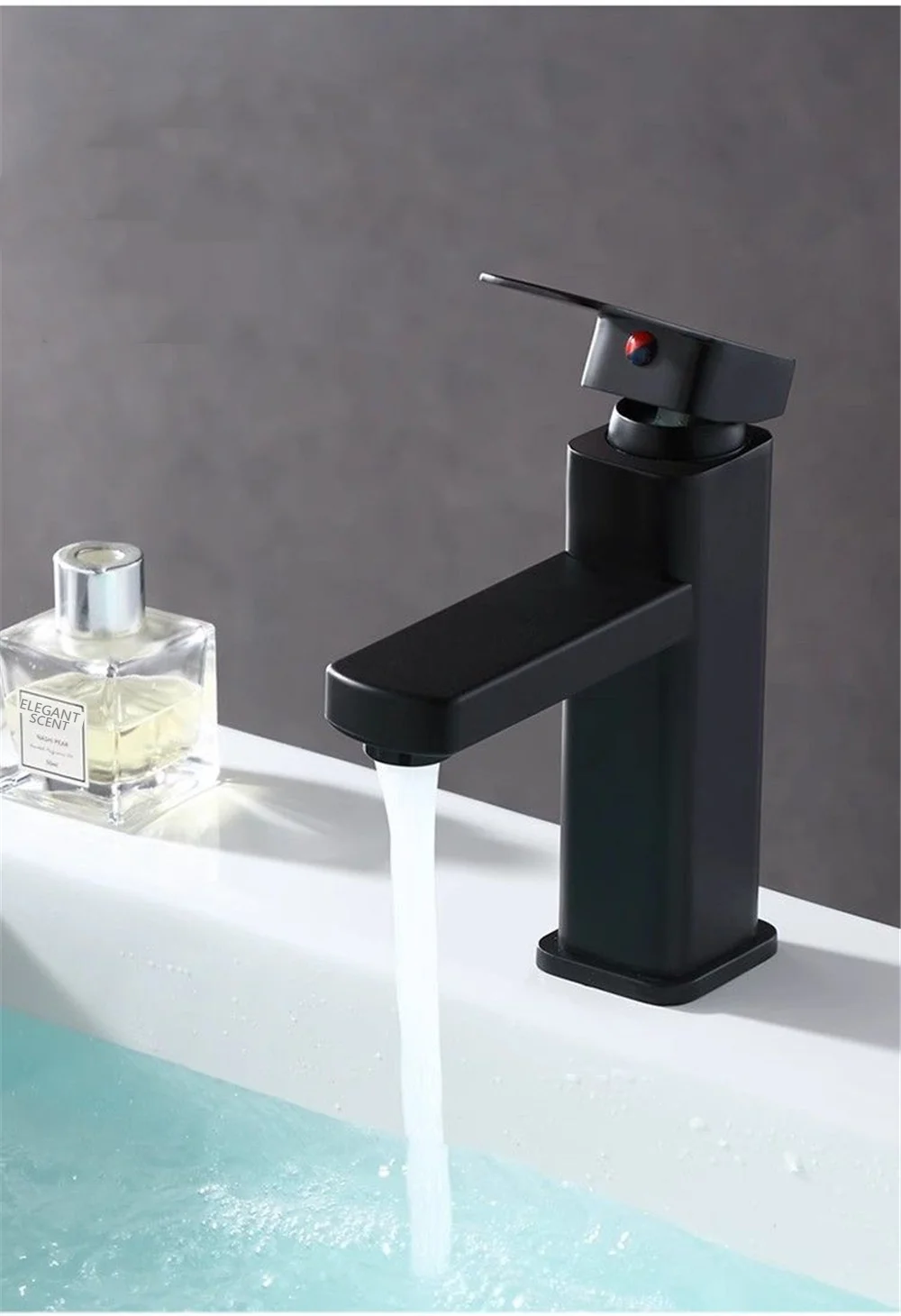 욕실 대야 온수 및 냉수를 이중 제어 할 수 있는 사각 단수 및 긴 특수 대야 수도꼭지 설치, L24008