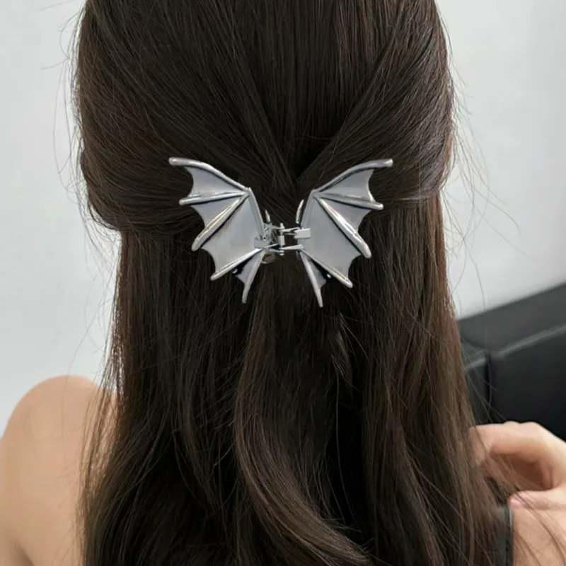 Halloween Big Bat Spider Hair Claw Sturdy Grab Clip Decorate Appearance Hairclip Festival Party Add Ghostly Atmosphere Hairpin