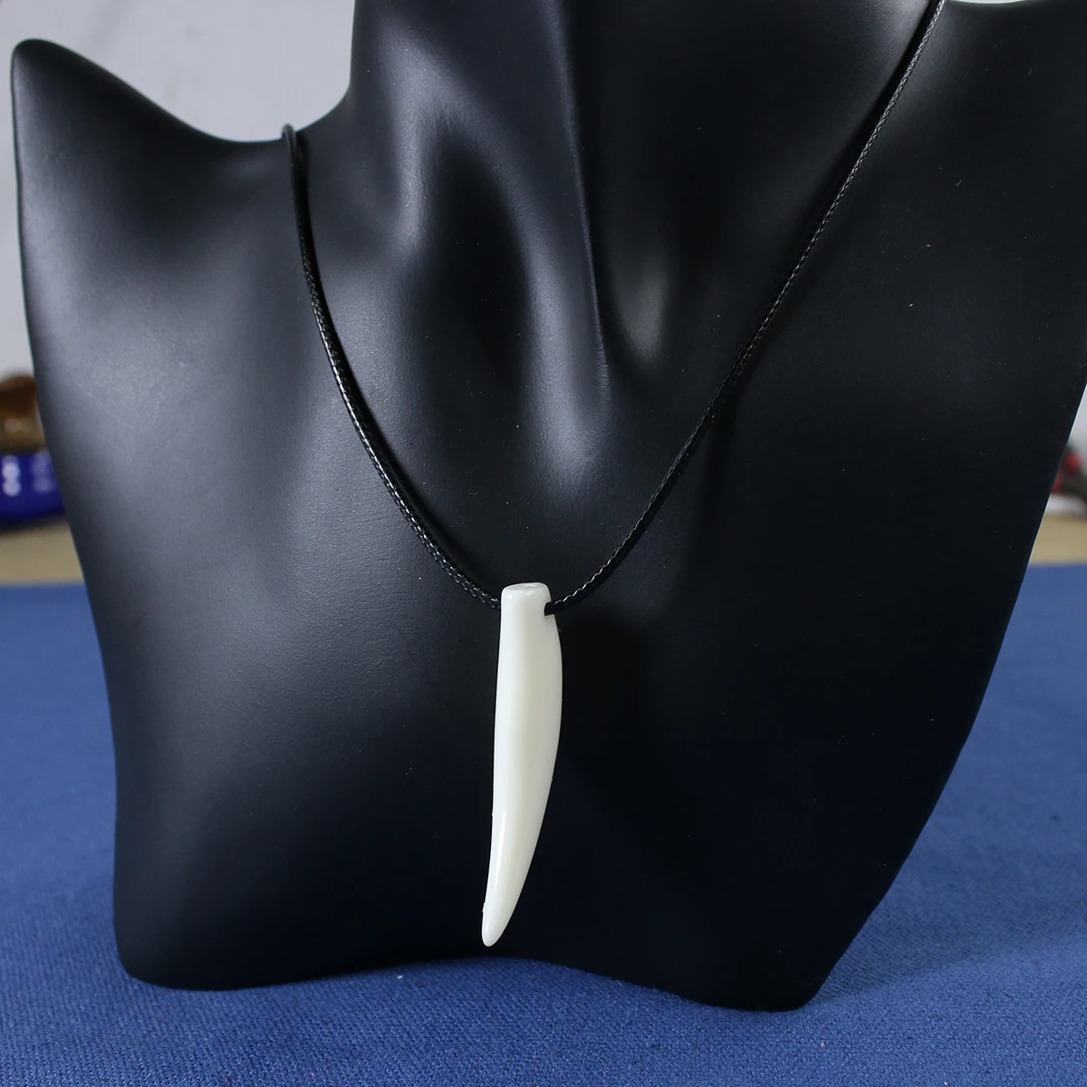 Fantasia Kraven Necklace with Teeth Movie Hunter Sergei Cosplay Disfraz Costume Accessories Men Halloween Carnival Props Gifts