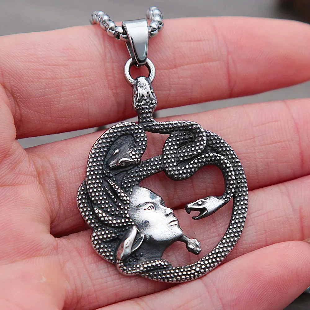 Vintage Medusa Pendant Necklace Stainless Steel Ancient Greek Mythology Necklace For Men Unique Amulet Jewelry Gift Dropshipping