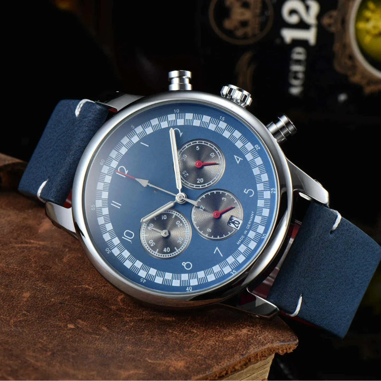 นาฬิกาควอทซ์โครโน 6 เข็มสุดหรูสำหรับผู้ชายมีสไตล์ สายหนังแท้ กันน้ำ นาฬิกาข้อมือลำลองแบบมัลติฟังก์ชั่น