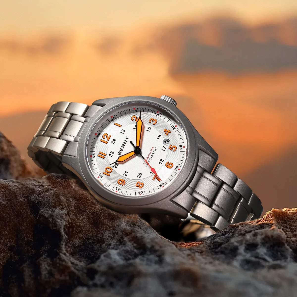 Men's Titanium Automatic Field Watch with Sapphire Crystal and Date
