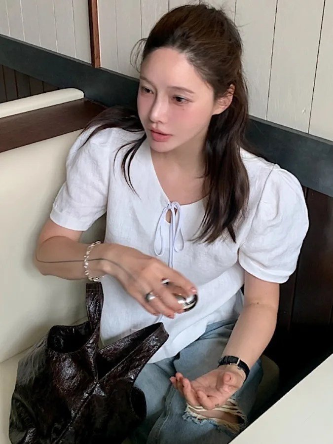 Csa Fena de Manga Curta com Manga Bufante Design Versátil Verão 2025 Csa Casual Faion Fena Top de Qualidade P...