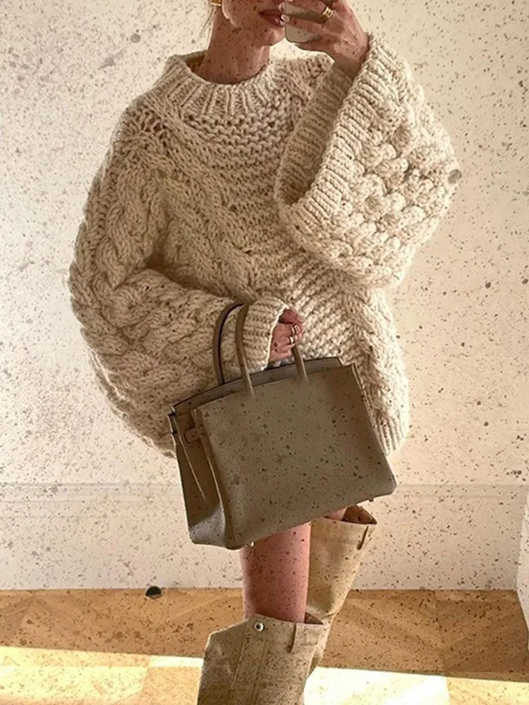 

2025 Casual Pullover Sweater Comfortable Winter Clothes Woman Pulls Femmes Simple Style Loose Solid Color Round Neck Keep Warm