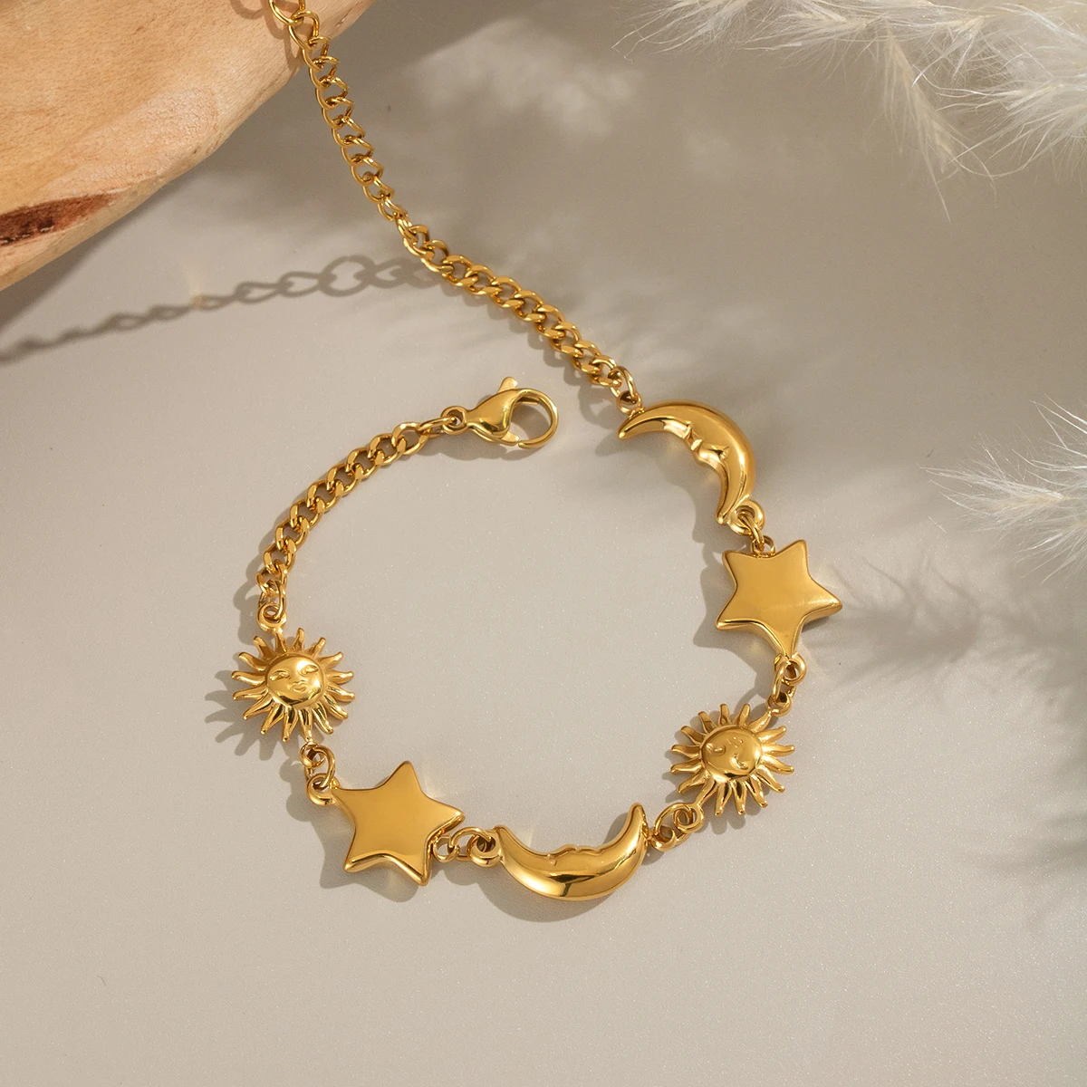 سوار ريترو فاشن ستار مون مطلي بالذهب عيار 18 قيراط من الفولاذ المقاوم للصدأ قابل للتكديس سوار شمسي مجوهرات نسائية هدية لقضاء العطلات #5