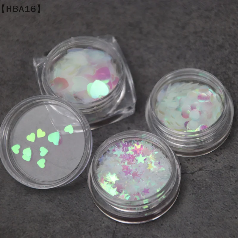 〔HBA16〕1Box Nail Art Super Glitter Sequins Holographic Northern Nail Art Sequins Lights Laser Flakes Sticker DIY Accessories