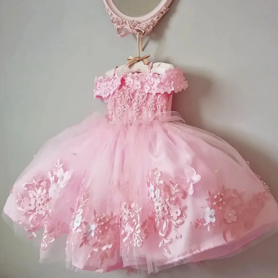 

Customized Flower Girls Dress Pink Tulle Pearls Appliques With Bow Sleeveless For Wedding Birthday Party Holy Communion Gown