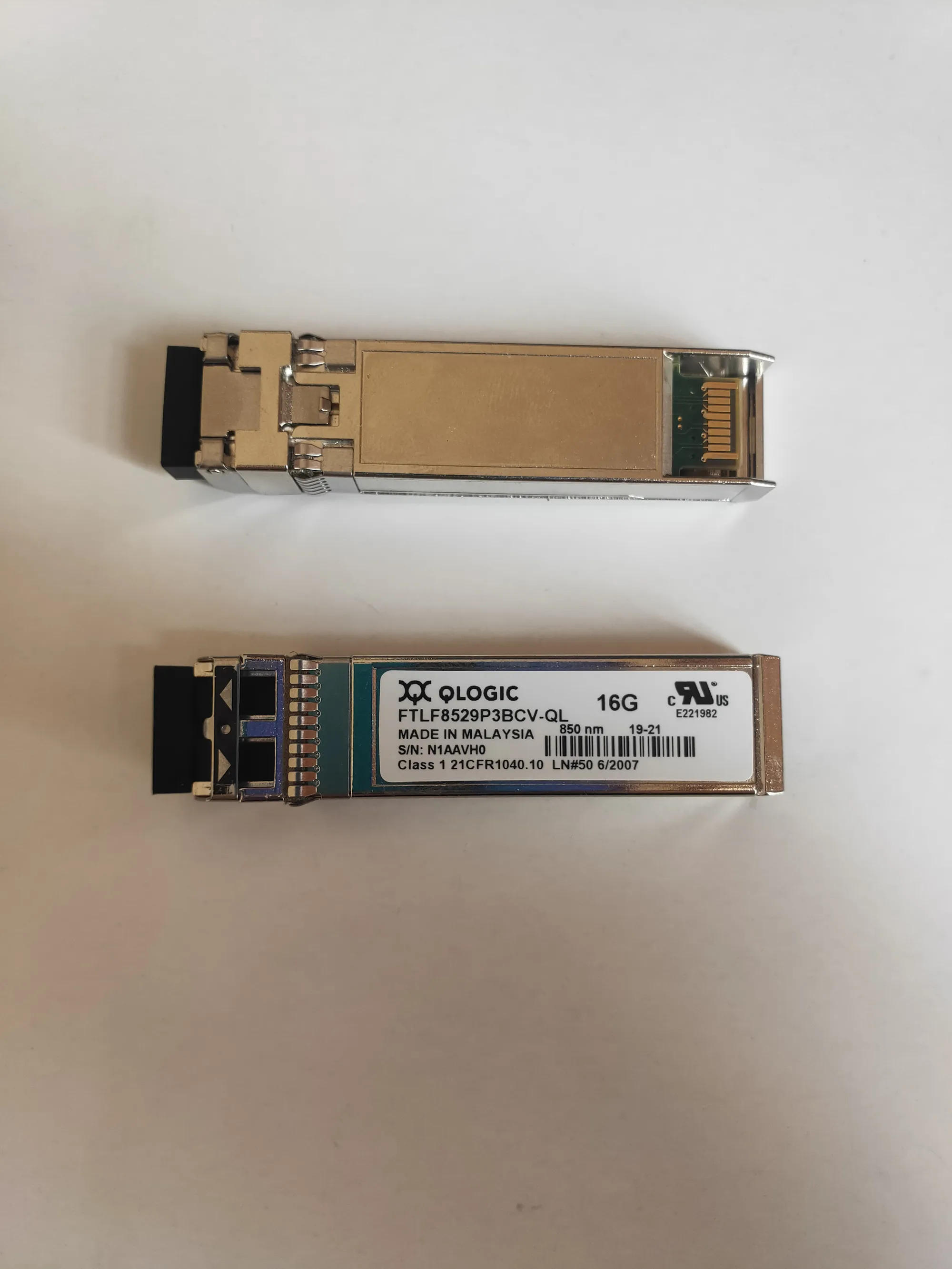 1PCS Qlogic FTLF8529P3BCV-QL/16G 850nm SW SFP+/Used for qle2670 qle2672 qle2690 qle2692  hba card module/qlogic 16g sfp qle