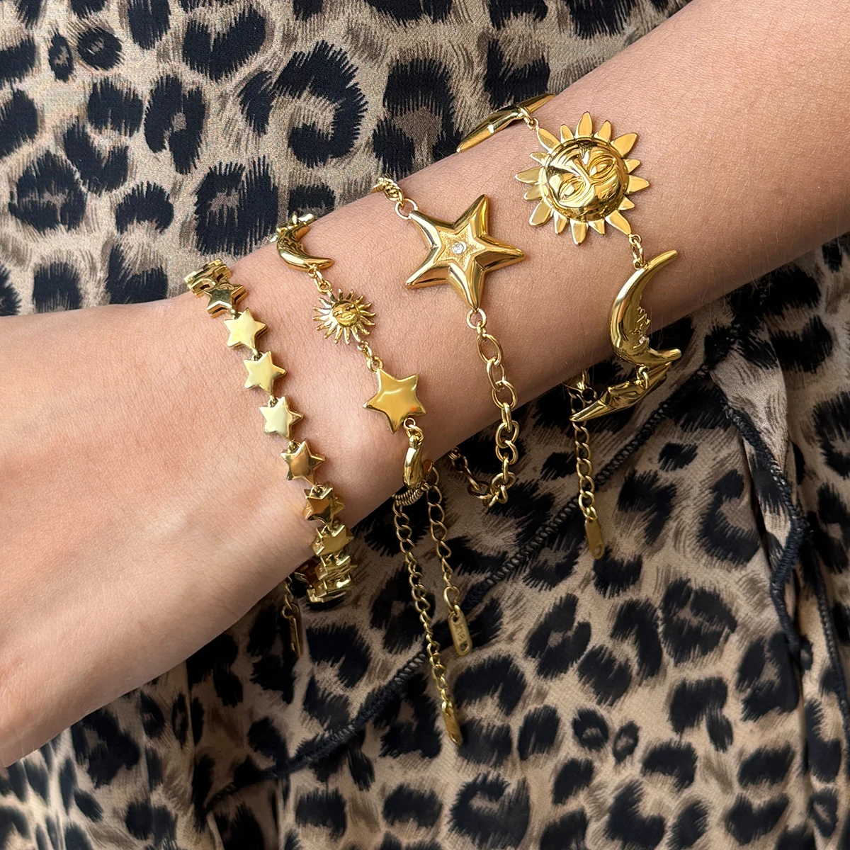 

AIKOER Simple Classic 18K Gold Color Plated Stainless Steel Smooth Pentagram Tennis Chain Bracelet Stackable Sun Star Pendant Br