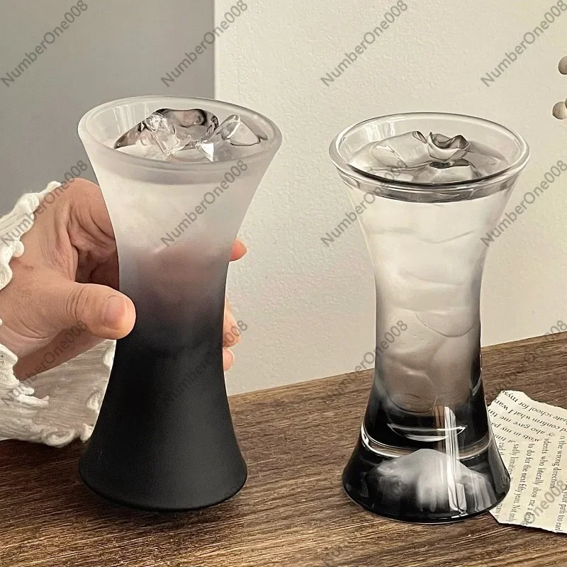 Premium Matte Black Waist Viewing Cup Glass Champagne Cup Slightly Drunk Cocktail Cup Juice Cup.
