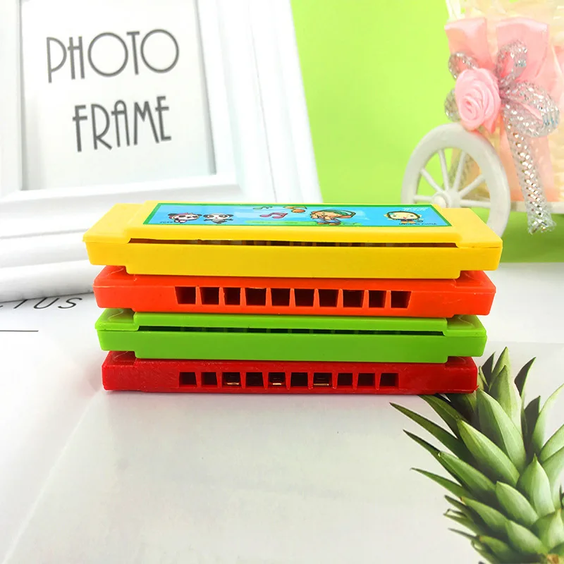 10pcs Children's party favors 5-hole harmonica children's beginner wind instrument music mini harmonica gifts pinata toy 9x2.5cm