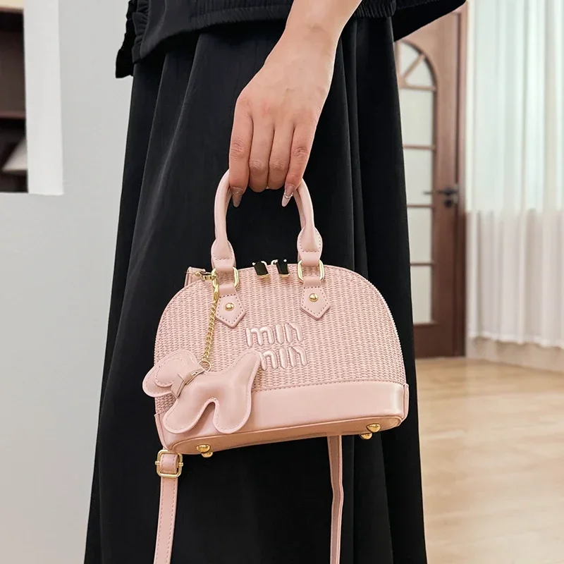 

Elegant Minimalist Shopper Handbag For Leisure Women With Large Capacity And Fashionable Paris Simple Style