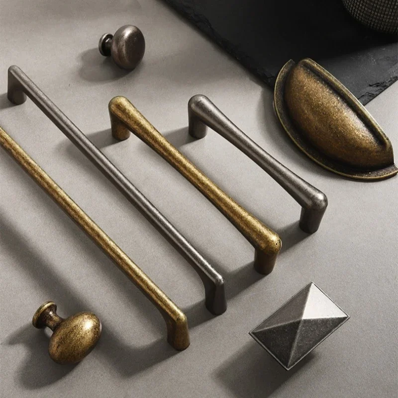 Vintage Minimalist Wardrobe Cabinet Pull Handle Antique Brass Silver Furniture Hardware Single-Hole Drawer Knob Creative Handle