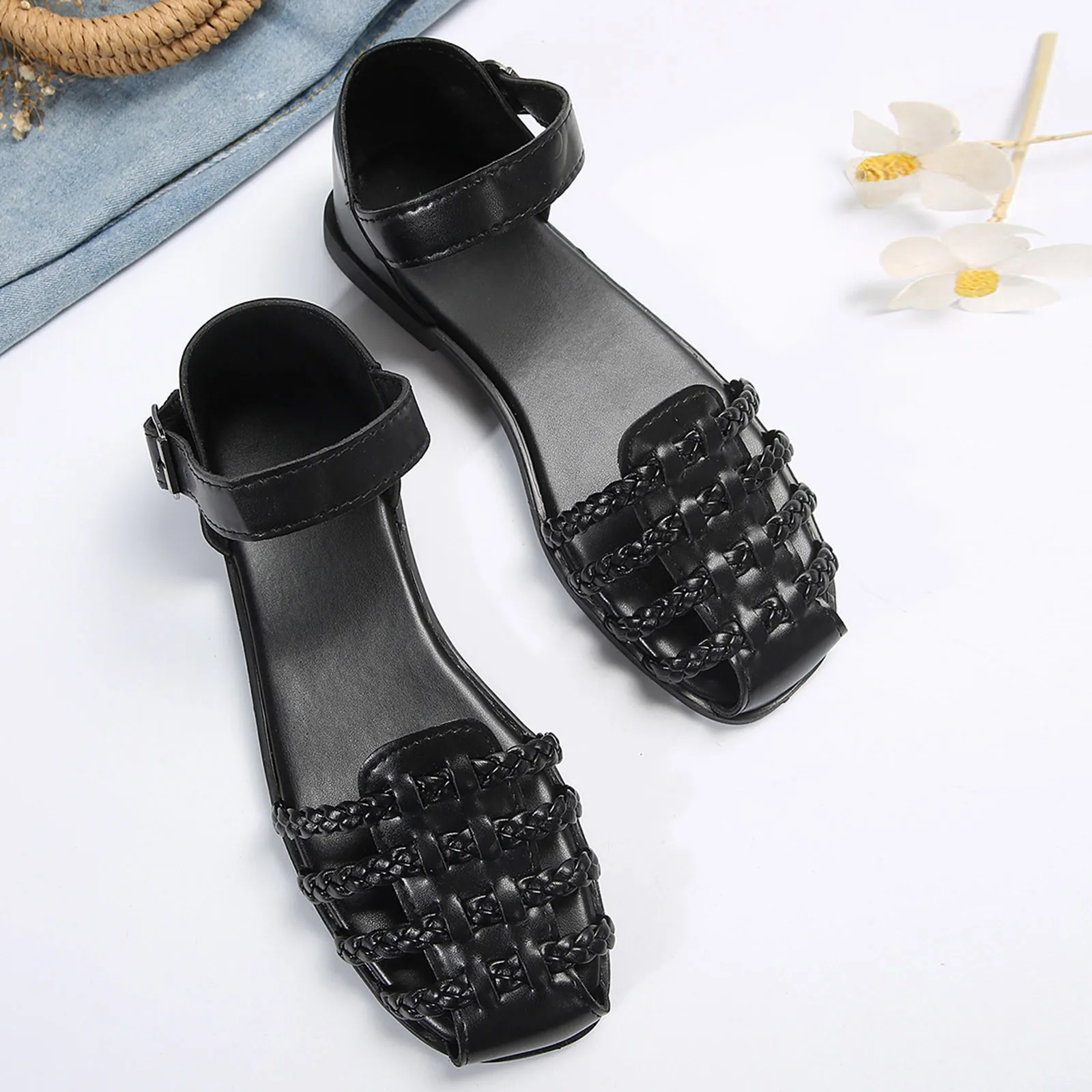 Rome Sandals Women 2024 Summer New Retro Closed Toe Hollow Ladies Flat Beach Sandals Plus Size Female Casual Cover Heel Sandals