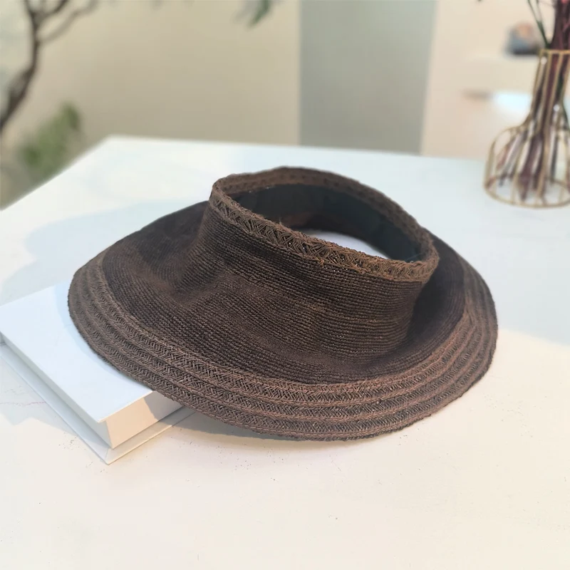 chapeau-de-pecheur-elegant-a-cinq-rangees-de-strass-bord-de-1-cm-fait-main-respirant-pour-femme-ideal-pour-l'ete-et-les-voyages-dessus-rond