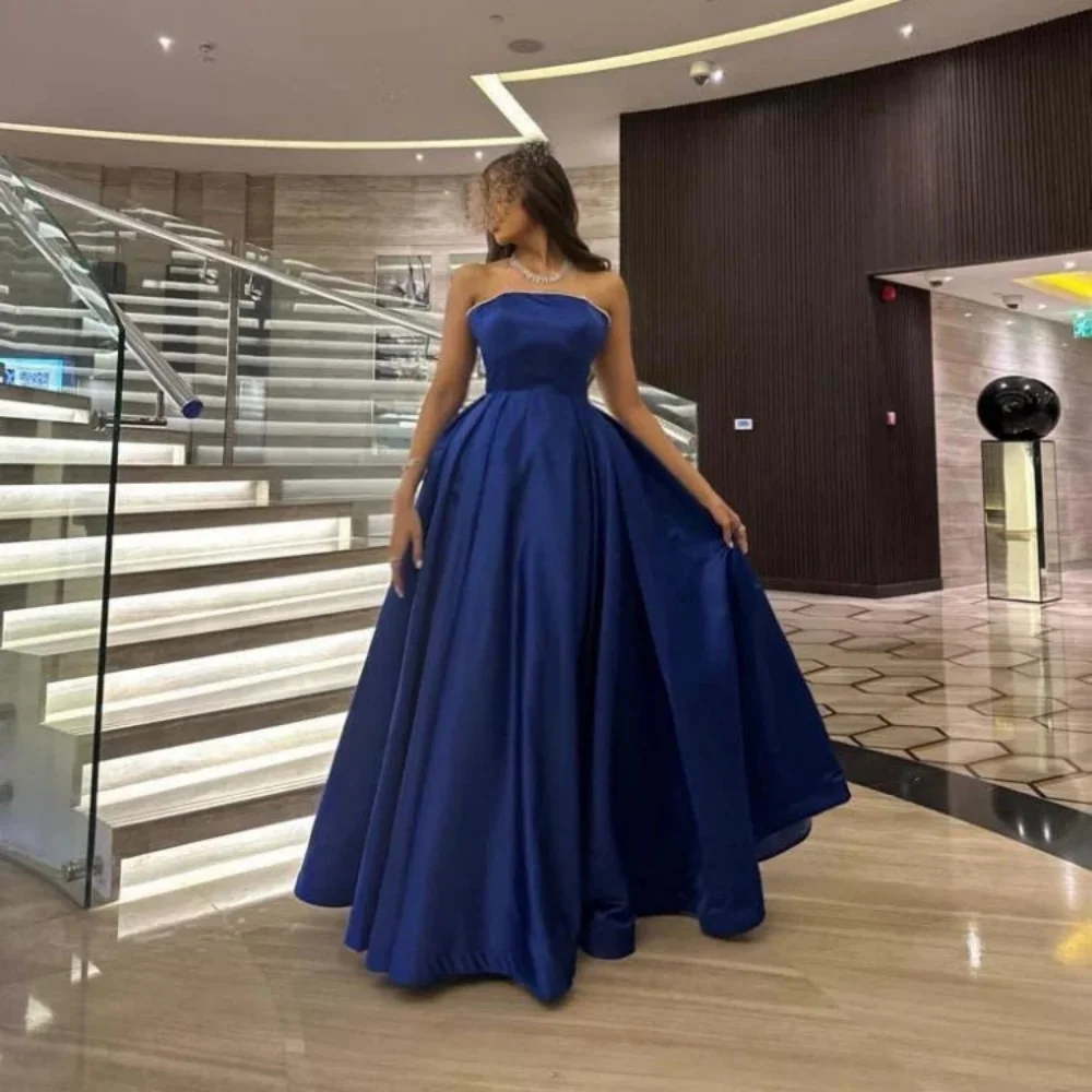 Maßgeschneidertes exquisites A-Linien-Abschlussballkleid mit Rüschen für Damen, U-Boot-Ausschnitt, charmantes, ärmelloses, bodenlanges Partykleid, Damen-Abendkleid