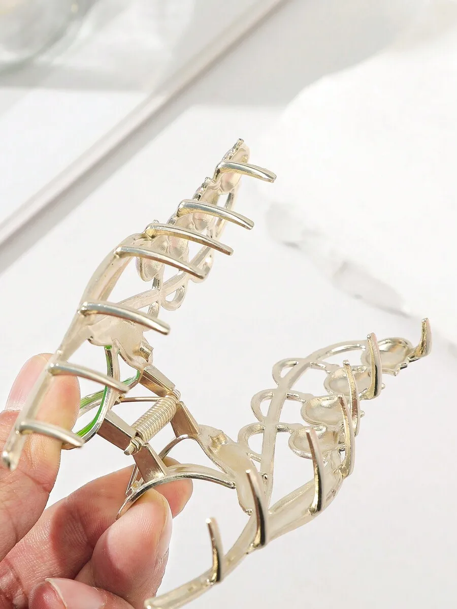 

Alloy Lily Shaped Hair Claw Clip For Women Flower Hair Accessory Beach Vacation Summer Fall Winter