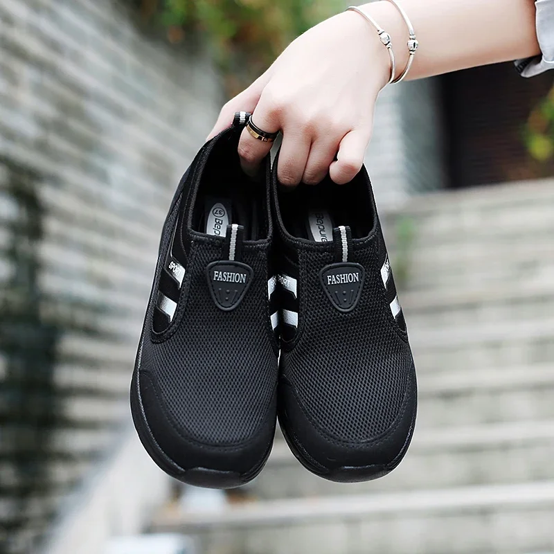 2022 New Womens Loafers Fashion Breathable Platform Shoes Women Comfortable Casual Sneakers Height Increasing Low Top Sneakers