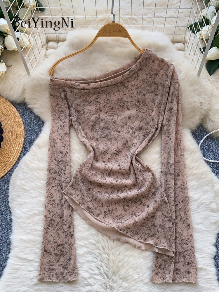 เสื้อยืดสไตล์วินเทจอเมริกันสำหรับผู้หญิง คอเฉียง y2k สตรีท แขนยาว ทรงเข้ารูป สไตล์ฮาราจูกุ ลายผีเสื้อ