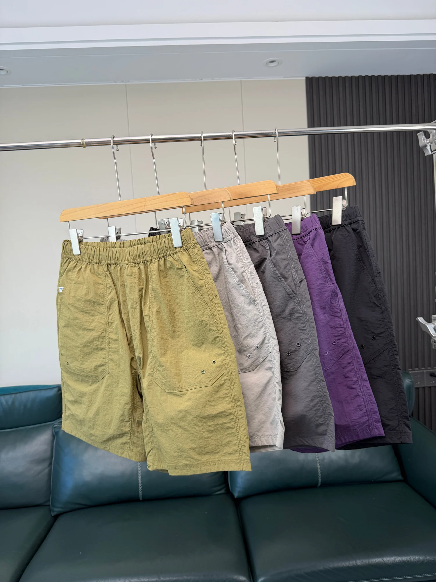 Outdoor Mountain Series Lightweight Breathable Men's Summer Elastic Waist Comfortable Five-Quarter Casual Sport Shorts