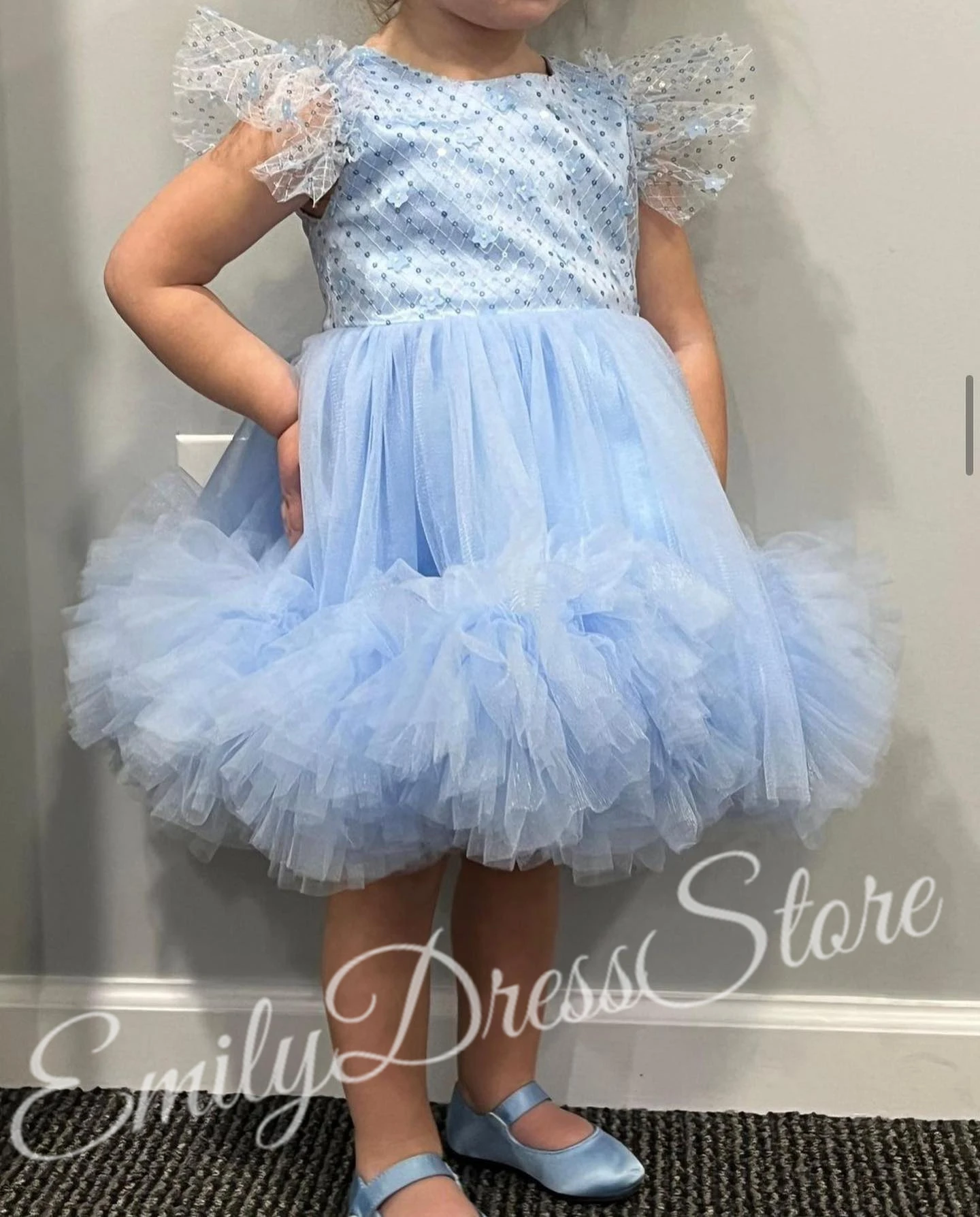 

Customized Blue Flower Girl Dress For Wedding Puffy Mini Knee Length Puffy Sequins Kids Birthday First Communion Ball Gown
