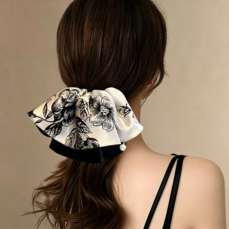 Top Grade Elegant Pearl Print Skirt Hem Style Hair Claw For Women Lady Sweet Hair Ornament Claw Clip Hair Clip Hair Accessories