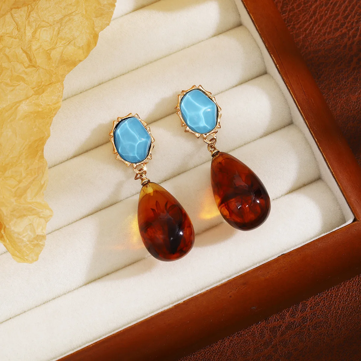 Silver Needle Retro… - image