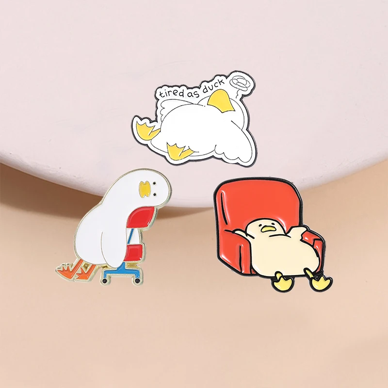 Chill No Energy Duck Enamel Pin Pack Sofa Office Slouch Tired Quote Duck Brooches Lapel Backpack Badge Jewelry Gift For Friends