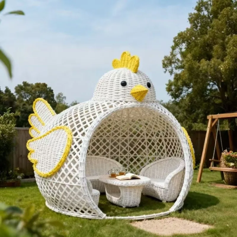 Chicken-shaped rattan pavilion Outdoor art landscape Leisure rattan pavilion