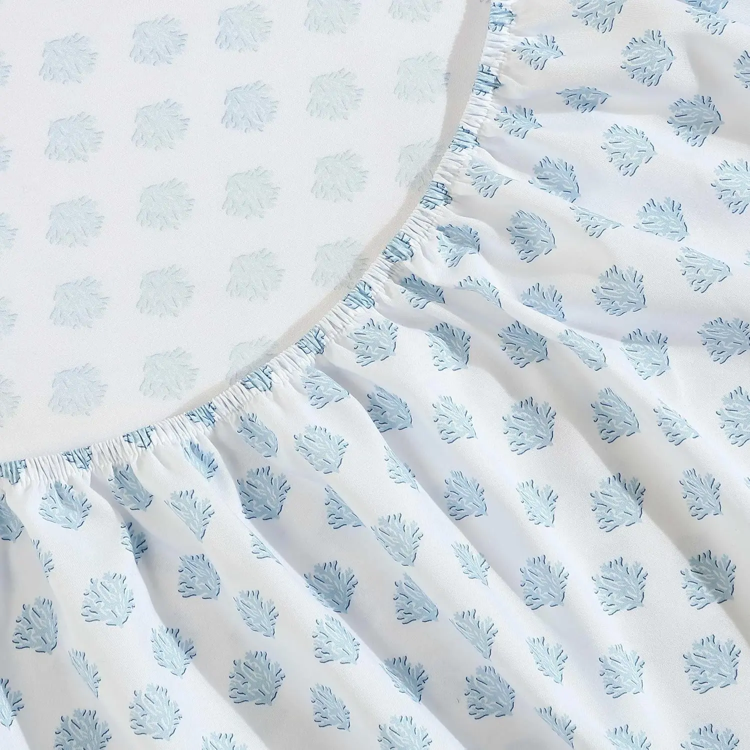 مجموعة ملاءات زرقاء من Nautica Twin XL Coastal CoralOcean Breeze، مفروشات من الألياف الدقيقة للتبريد المسامي، مرنة بالكامل لملائمة غير قابلة للانزلاق #4