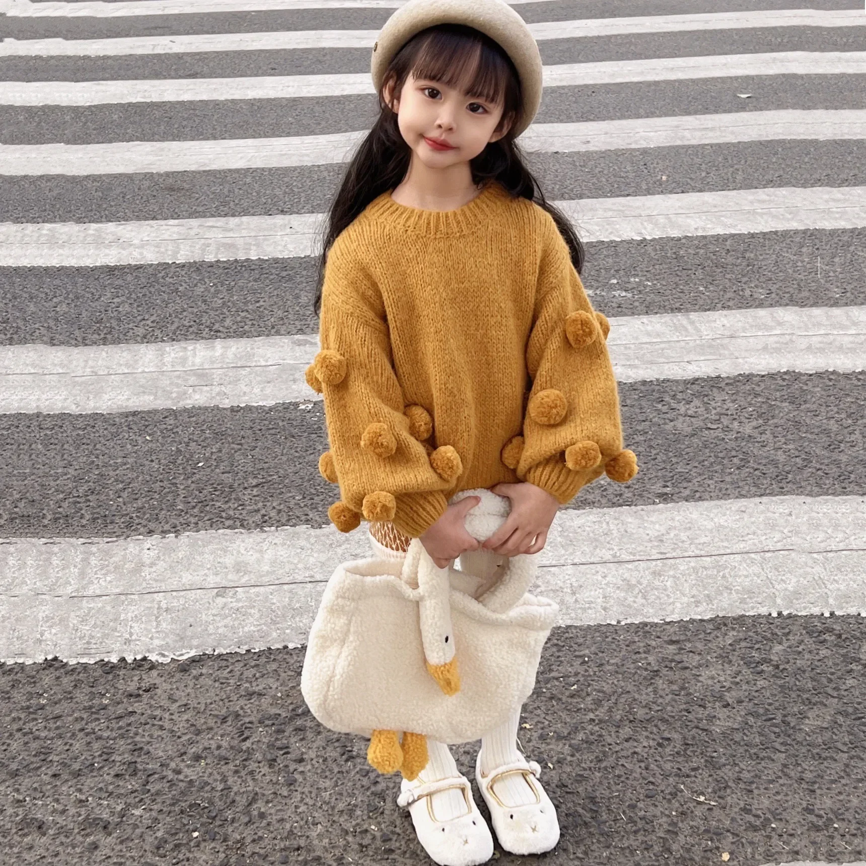 Girls Korean Winter New Cute Ball New Year Sweater Children Warm Thickened Pink Sweater suéter 스웨터 свитер セーター ملابس اطفال