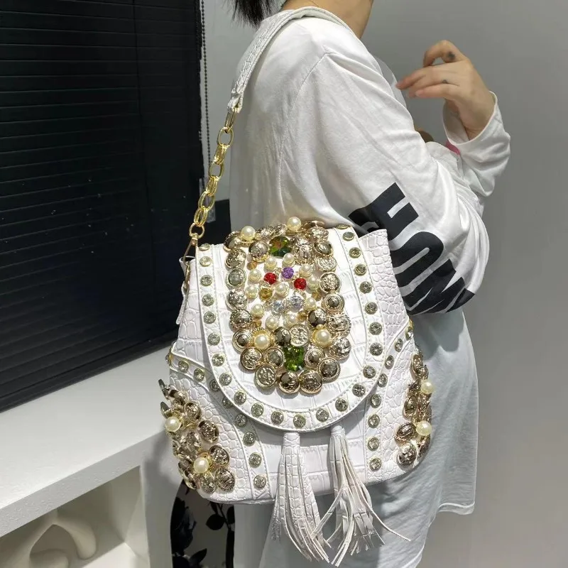 

Women's Korean Version of The New Elegant Diamond-encrusted Backpack Multi-functional Beaded Japanese Trend Messenger Bucket Bag