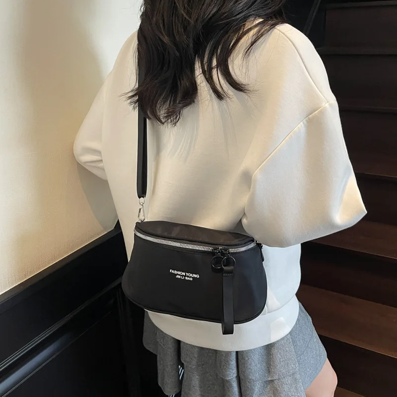 

Модная новая повседневная сумка через плечо в стиле Ins — универсальный нейлоновый рюкзак с широким ремешком, вместительная сумка для макияжа для женщин