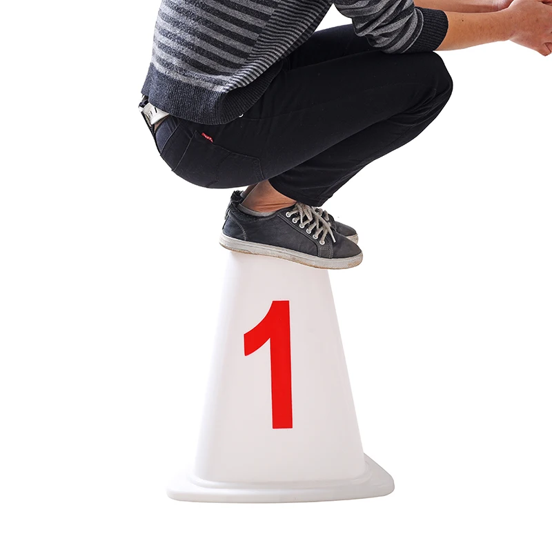 High Quality PVC Track and Field Triangle Track Sub-Sign Cone Custom Logo Running Numbers 1-8 for Competitions