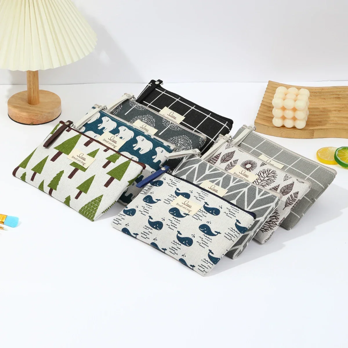 

Large capacity canvas makeup bag Small Fresh Portable Skincare Storage Bag Cartoon student pencil case wallet cosmetic bag