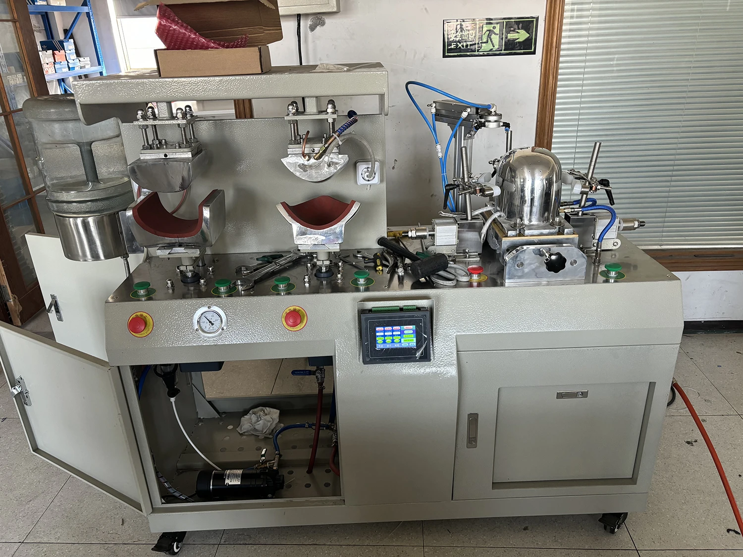 CP-103 Double-station Fully Automatic Steam Cap Ironing Machine