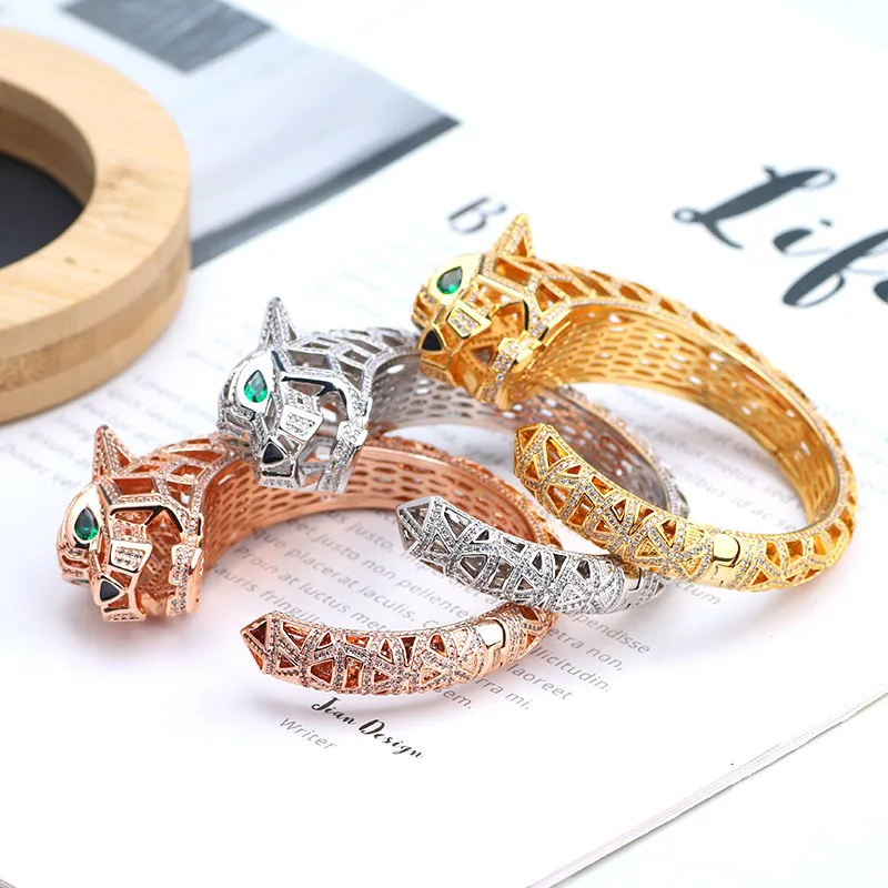 

Europe America Luxurious Men Women Lady Plated Gold Color Hollow Out Settings Full Cubic Zircon Leopard Bangle Bracelet 3 Color