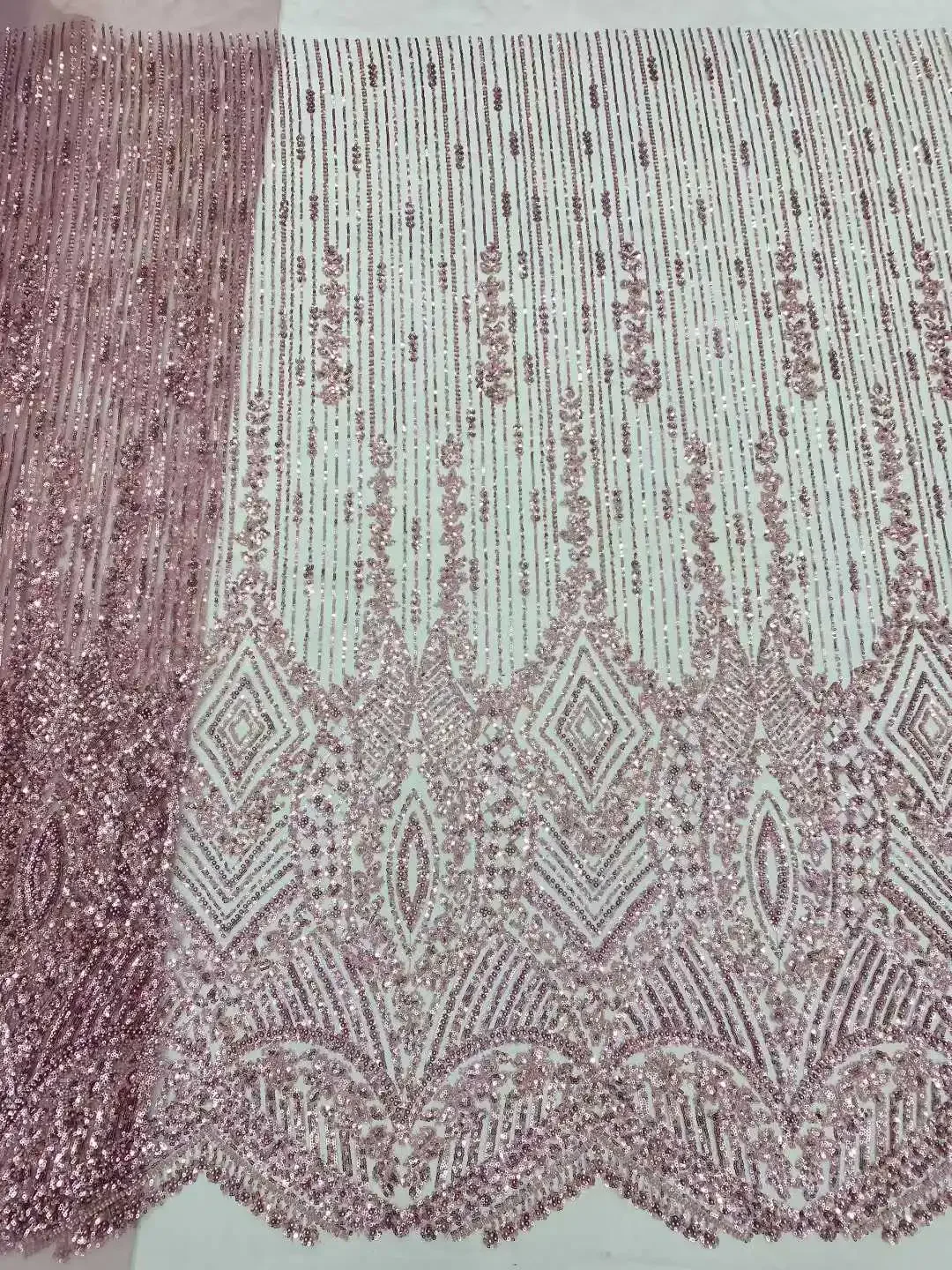 Luxury African Lace Fabric 2026 High-Quality French Nigerian Sequined Beaded Lace Fabric Suitable for Party Dresses 5Yards 1892