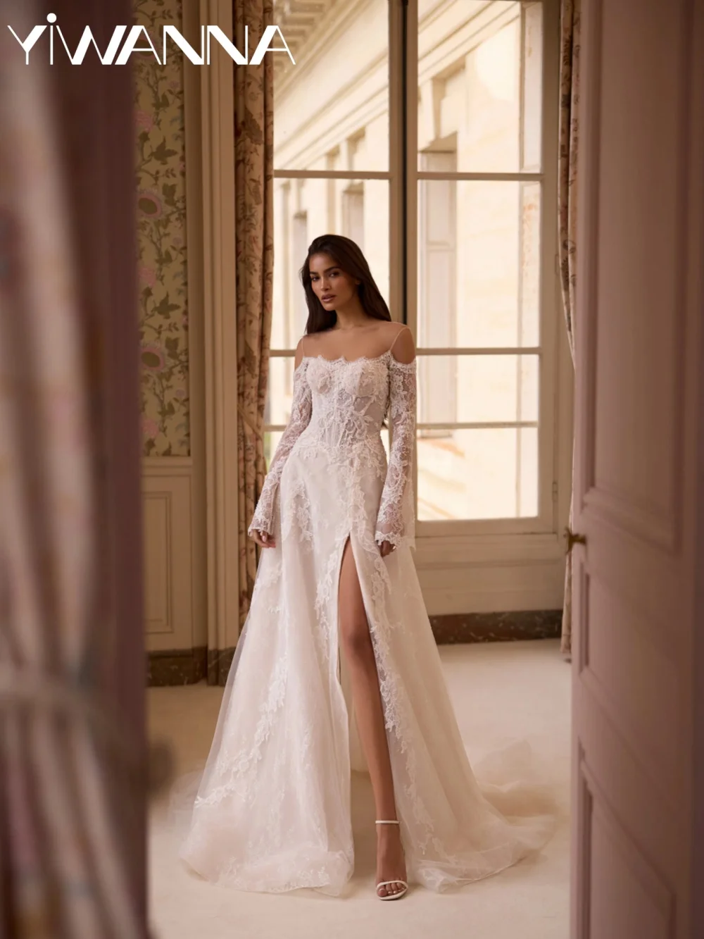 

Exquisite Pearls Lace Wedding Dress With Slit Dreamy Ivory Long Sleeve Bridal Gown Customized A-line Graceful Dresses For Bride