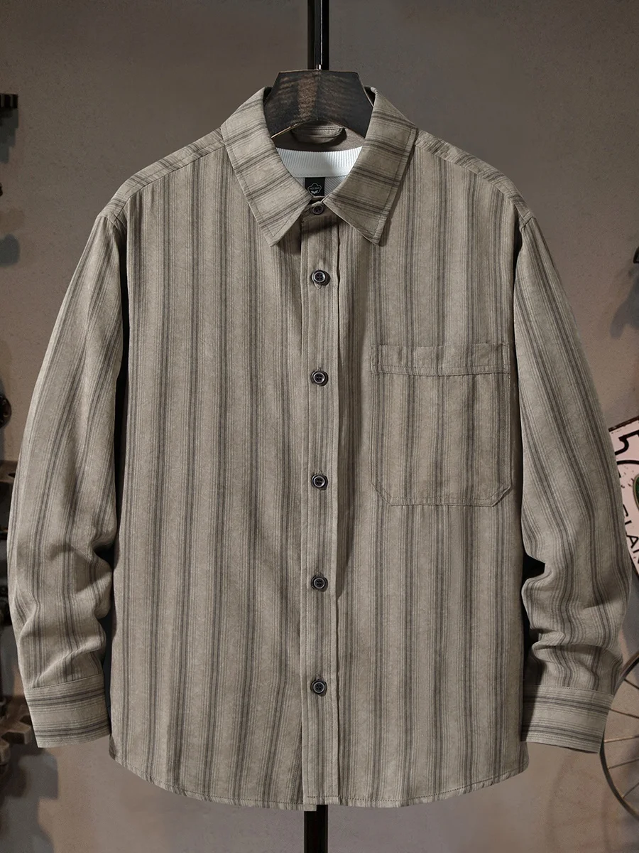 

Повседневная мужская рубашка в полоску с длинным рукавом и отложным воротником, молодежная, универсальная, удобная, не требует глажки, для комфортного ношения, из полиэстера.