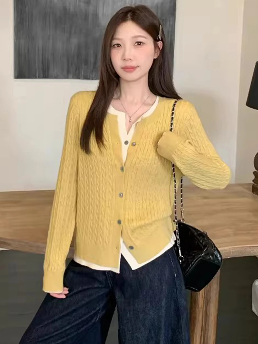 

Вязаный свитер-пальто с узором косы для женщин больших размеров, весна 2026, имитация двухслойности, контрастные цвета, топ с цветовыми блоками