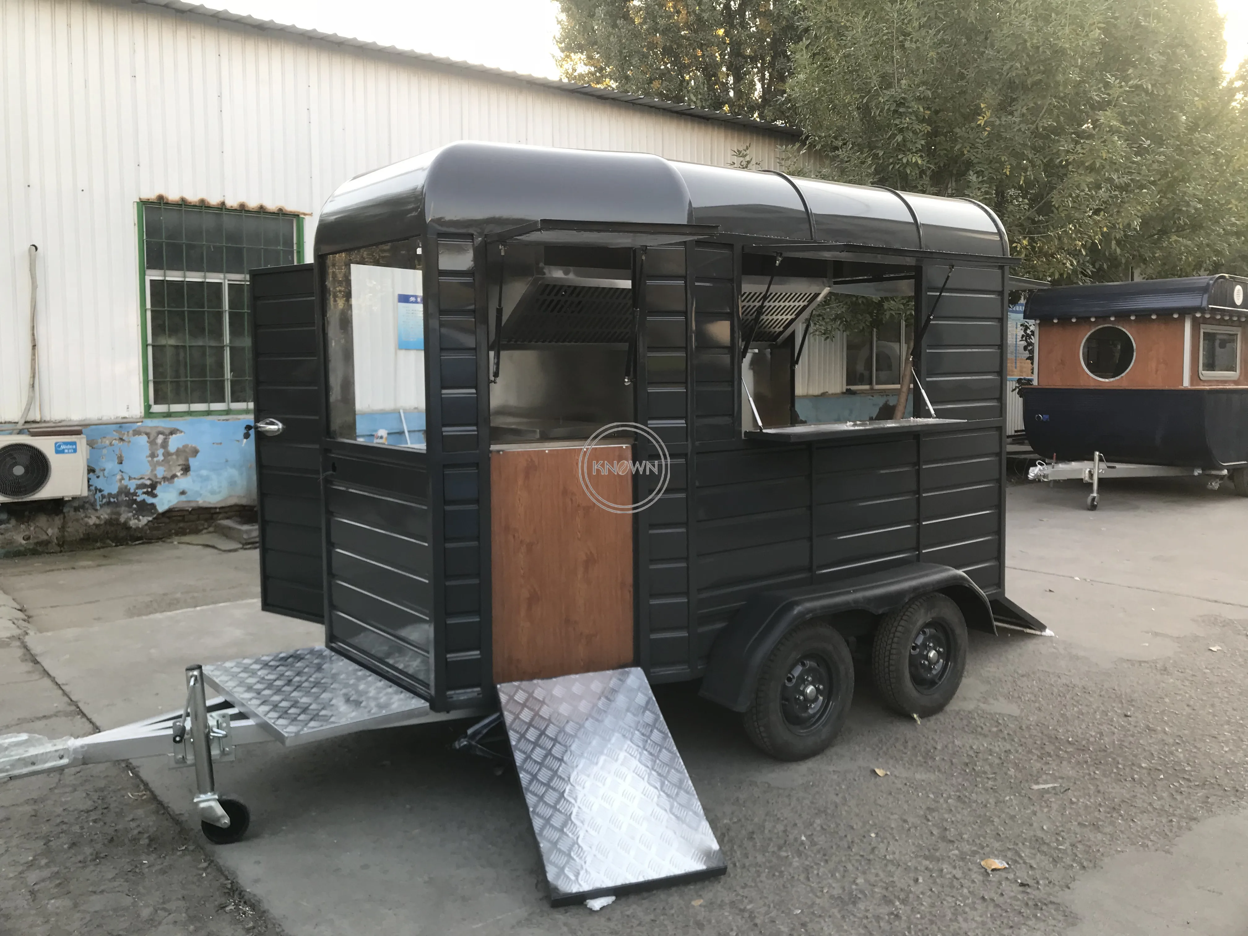 OEM Customized Food Trailer with CE Certification Mobile Bbq Hot Dog Cart for Sale Breakfast Pizza Vending Van