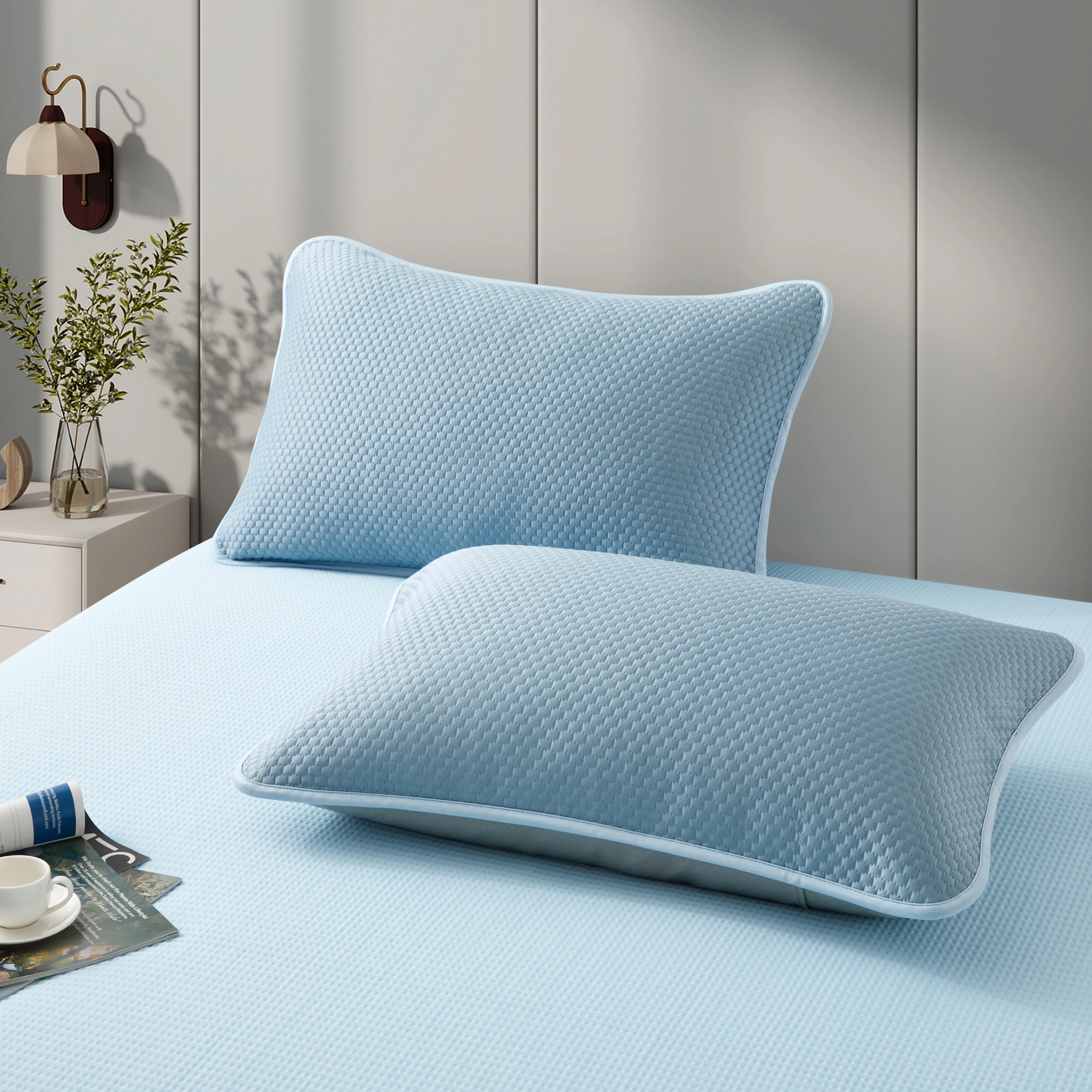 

2pcs Cooling Pillow Cases, Arc Chill Q Max above 0.5 Ultra Cool Pillowcases Cold Pillow Protector for Hot Sleeper & Night Sweat