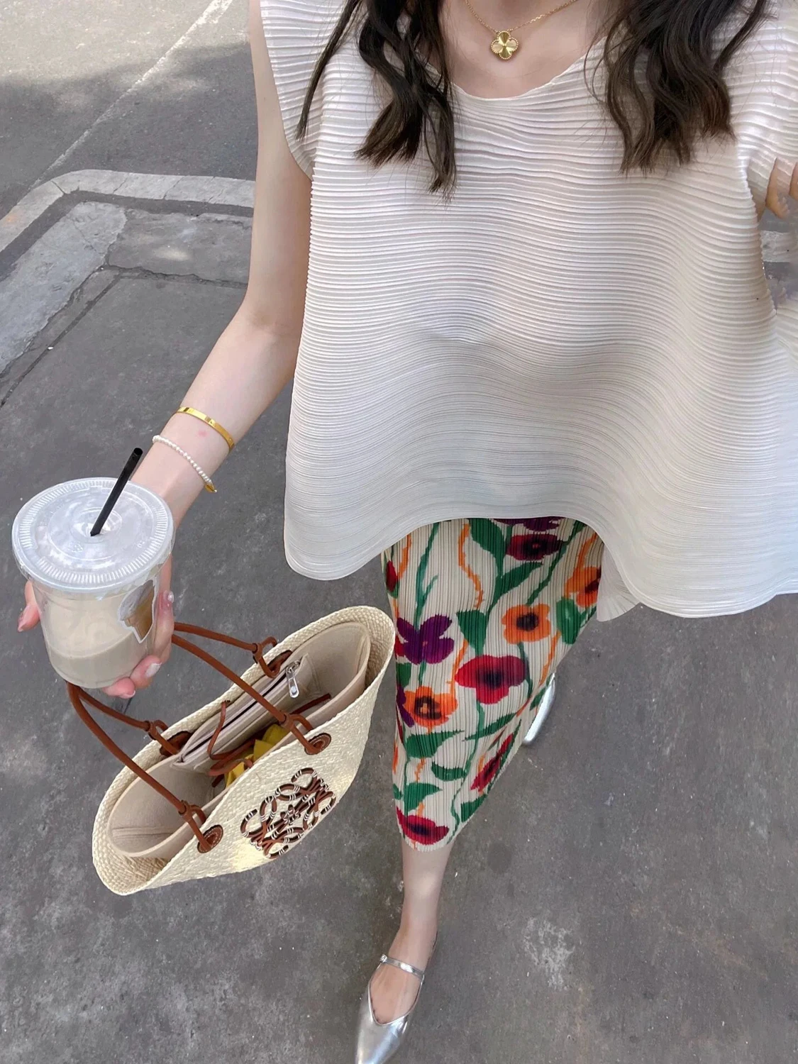 Asymmetrical Sleeveless round Neck Pleated Slimming Top Three Houses Style Korean Version Summer Polyester Fiber Dry Cleaning