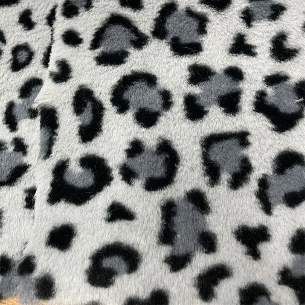 2024 New 160x90cm Skin-friendly Soft Faux Fur Fabric 100% Polyester Minky Fabric DIY Handmade/apparel Leopard Print Plush Fabric