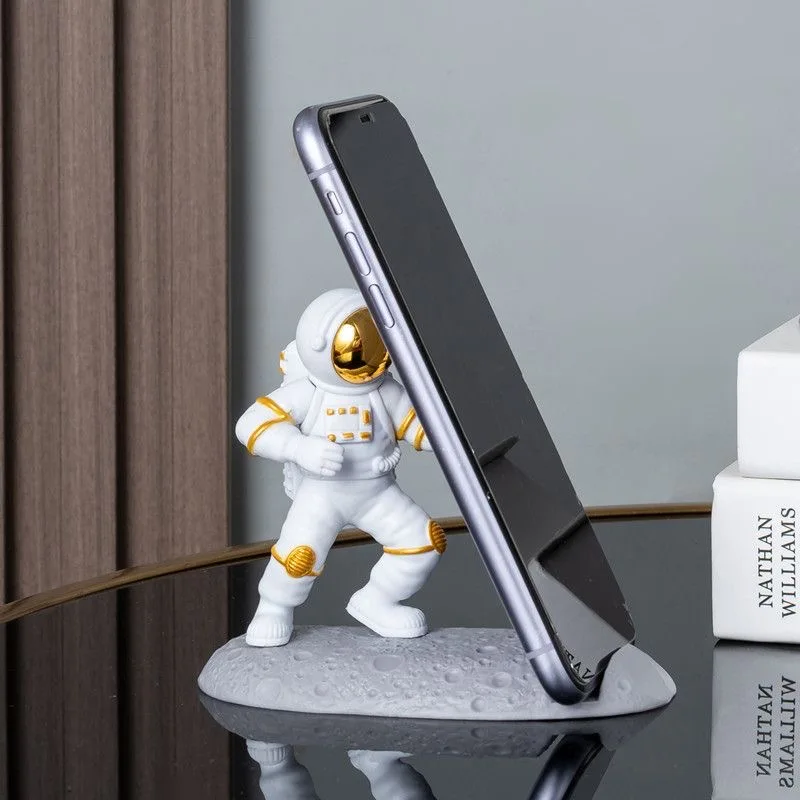 

Personalized astronaut phone holder suitable for birthday gifts and office ornaments