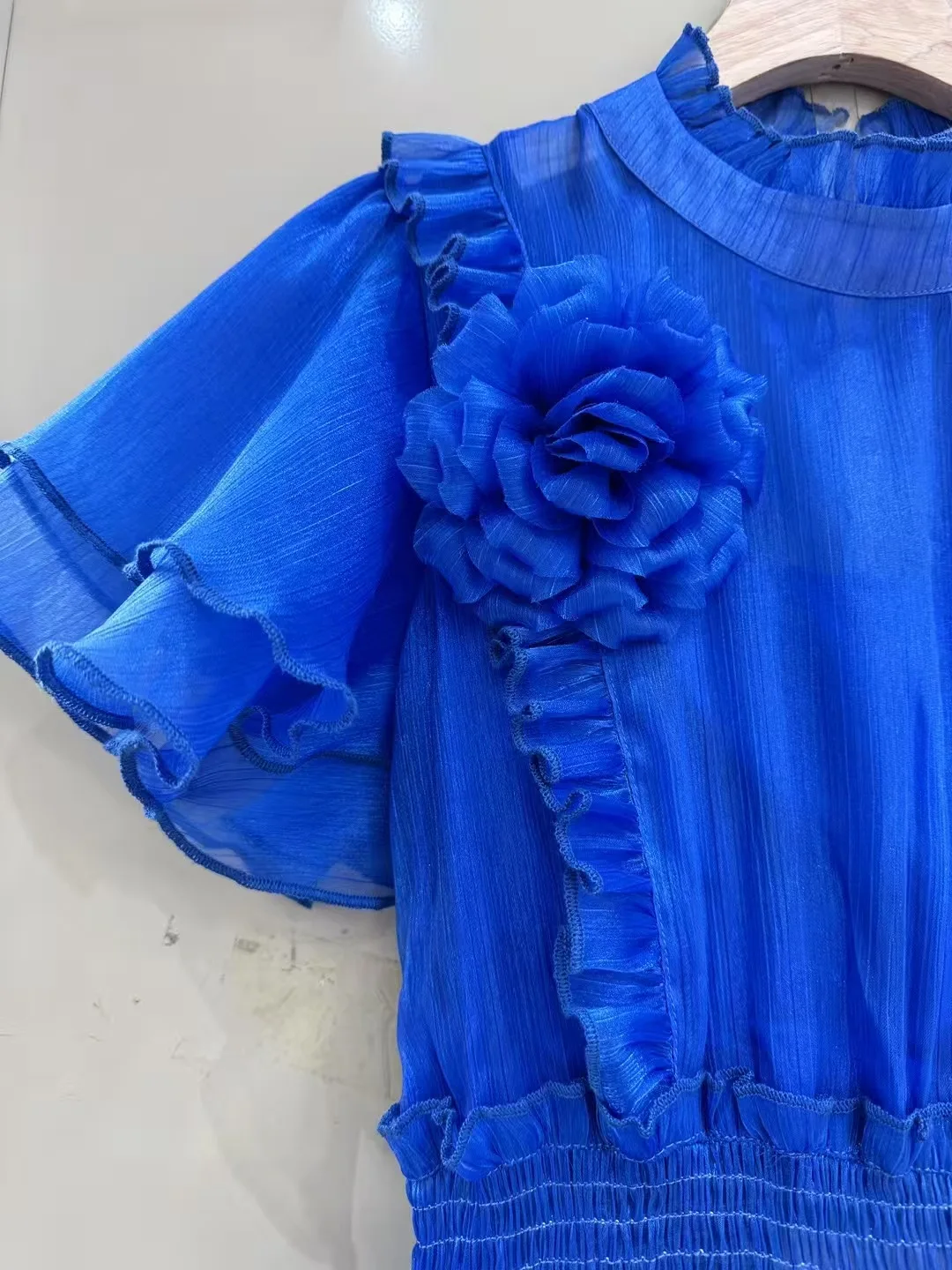 2025 الربيع والصيف جديد جولة الرقبة لوتس كم زهرة خشبية مرونة الخصر تنورة طويلة فستان أزرق-GZDL113 #3