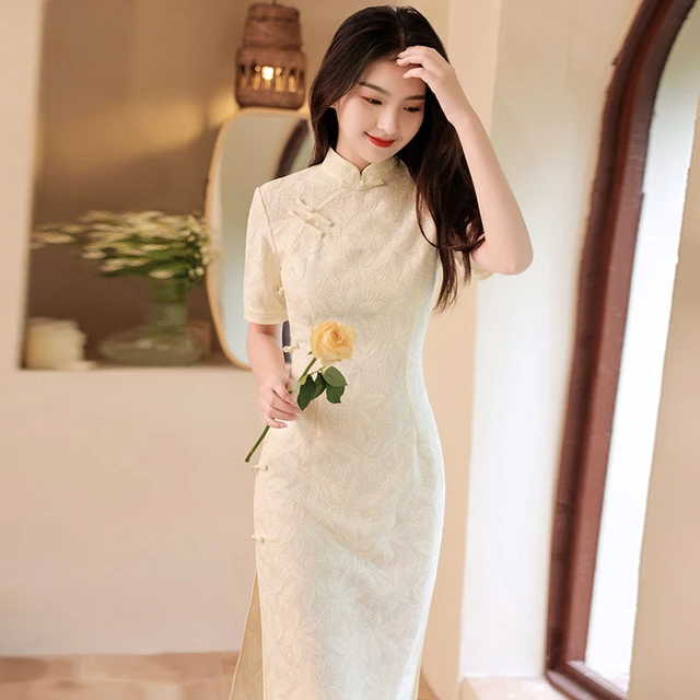 White cheongsam hotsell