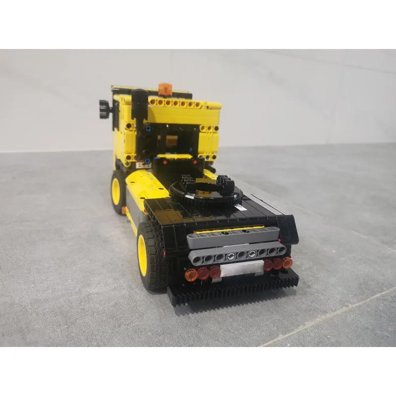 

MOC-62933 New City Cargo Flat-nose Truck and Trailer Building Block Model 1137 Parts MOC Boys Children Birthday Toy Gift