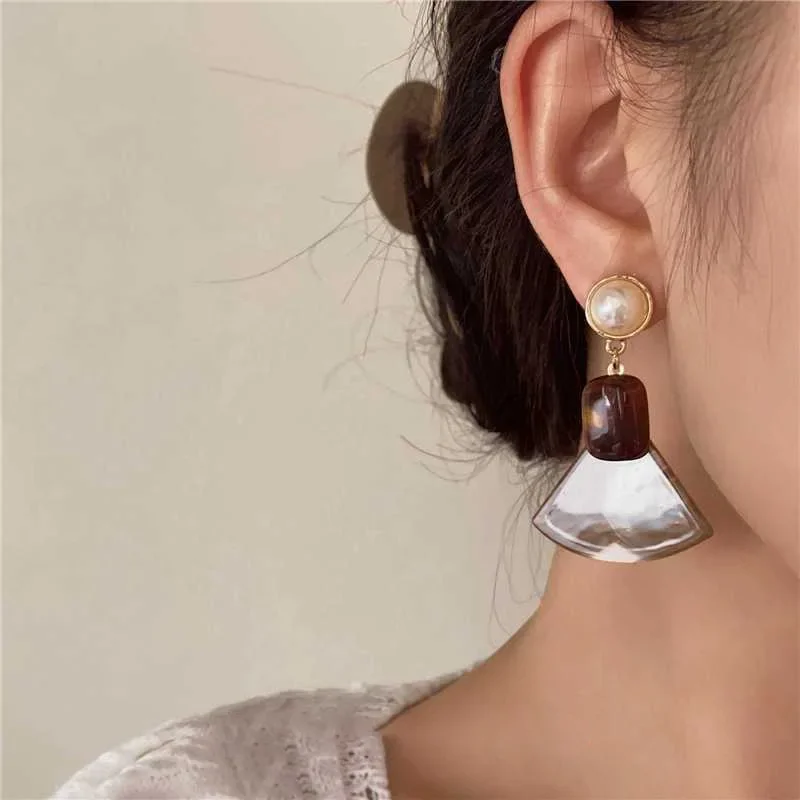 Vintage Imitation Pearl Fan Drop Earrings Brown Resin Rectangle and Marbled Triangular Earrings Women's Fashion Ear Jewelry K+